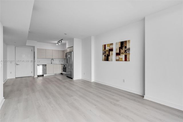 4250 Biscayne Blvd 914, Miami, FL 33137