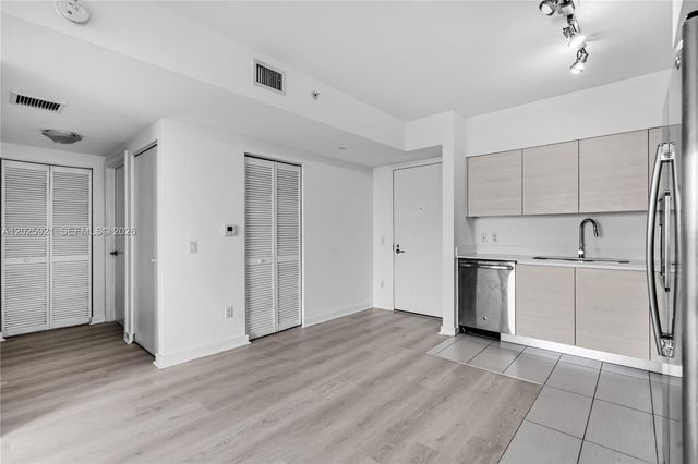 4250 Biscayne Blvd 914, Miami, FL 33137