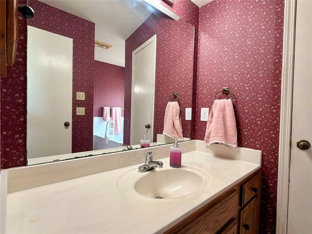 7913 NW 84th Street, Oklahoma City, OK 73132