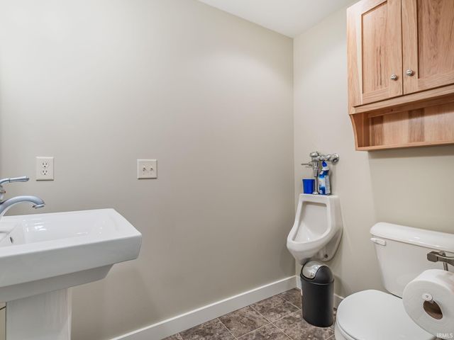 9101 Trentman Road, Fort Wayne, IN 46816