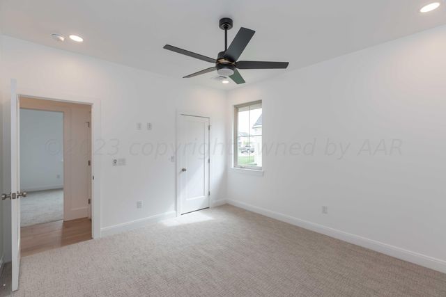 5607 HOLLOW LANDING Avenue, Amarillo, TX 79118