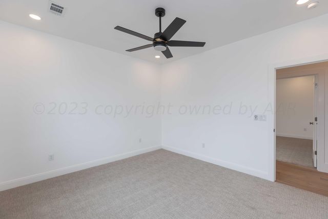 5607 HOLLOW LANDING Avenue, Amarillo, TX 79118