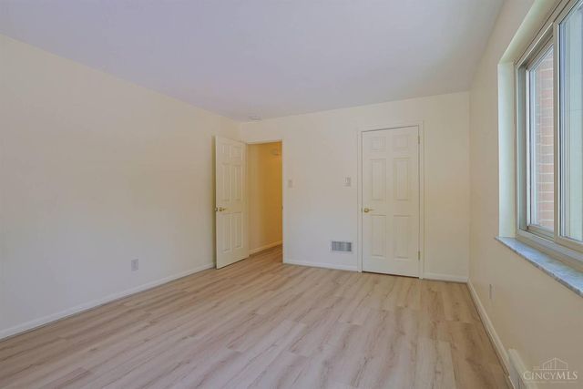 1006 Pineknot Drive, Delhi Twp, OH 45238