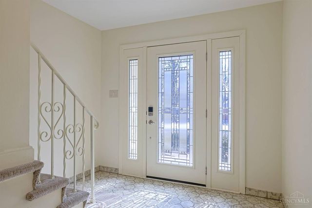 1006 Pineknot Drive, Delhi Twp, OH 45238