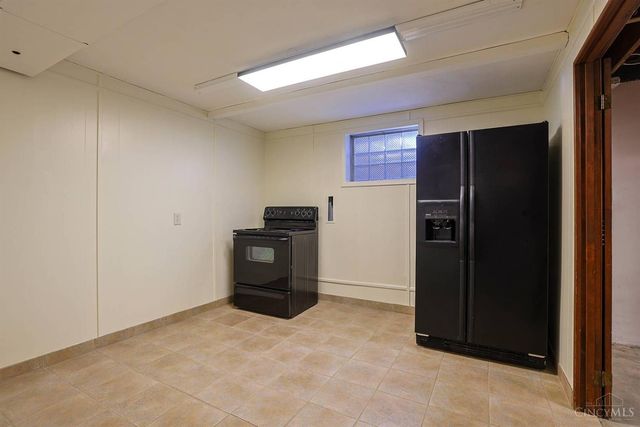 1006 Pineknot Drive, Delhi Twp, OH 45238