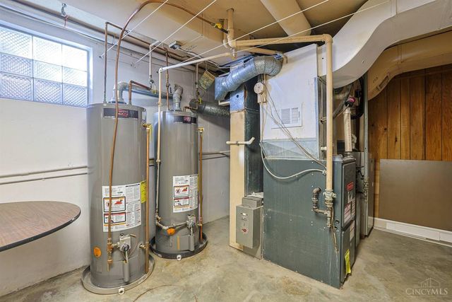 1006 Pineknot Drive, Delhi Twp, OH 45238