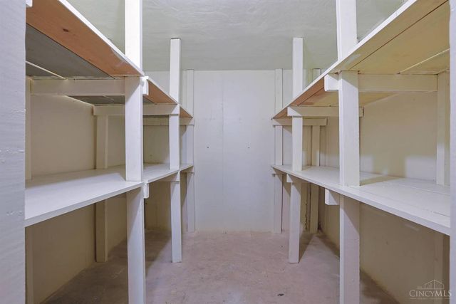 1006 Pineknot Drive, Delhi Twp, OH 45238