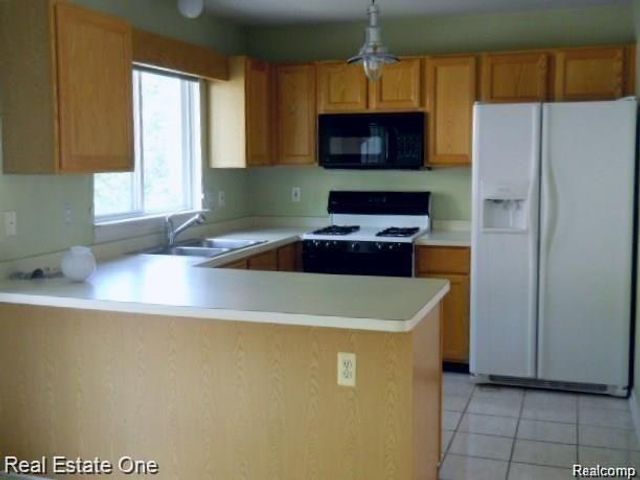 710 N Washington Avenue, Royal Oak, MI 48067