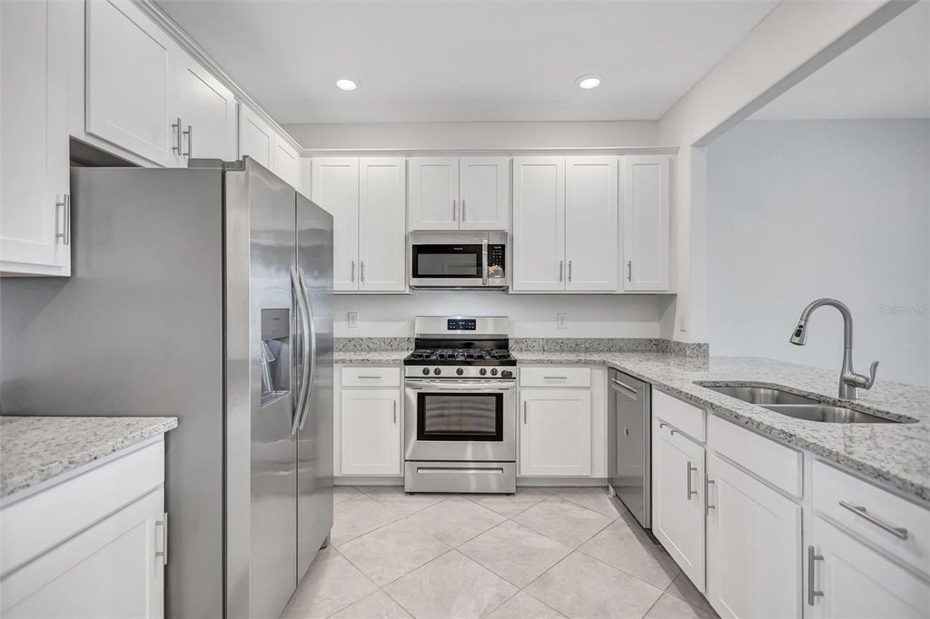 Image 8 of property listing at 15060 LYLA TERRACE, Bradenton, FL 34211