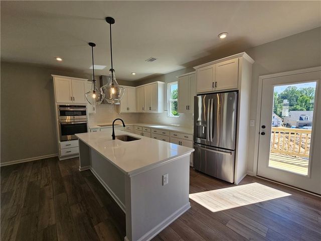 3250 Willow Glade Trail, Lawrenceville, GA 30043