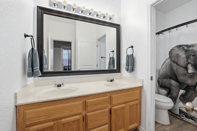 130 Groth Cir, Sacramento, CA 95834