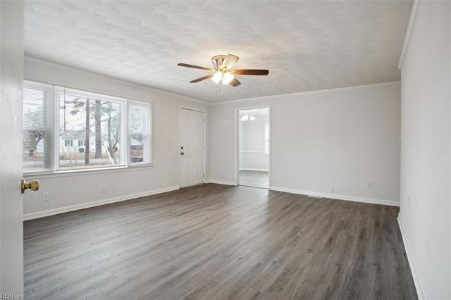 5926 Madison AVE, Newport News, VA 23605