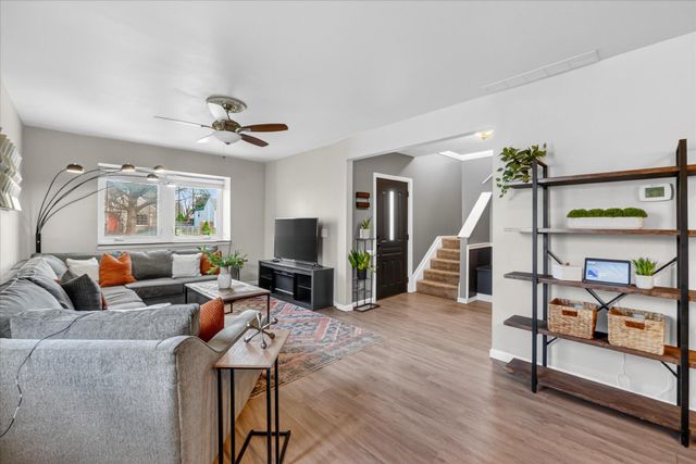 8915 Deering Street, Livonia, MI 48150