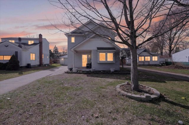 8915 Deering Street, Livonia, MI 48150