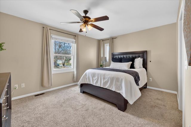 8915 Deering Street, Livonia, MI 48150