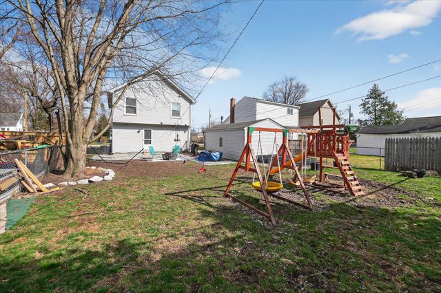 8915 Deering Street, Livonia, MI 48150