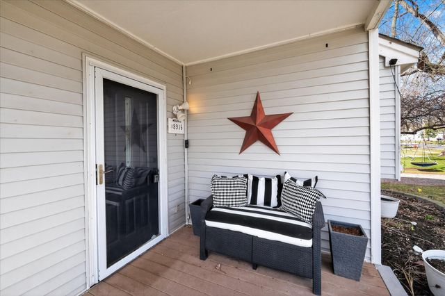 8915 Deering Street, Livonia, MI 48150