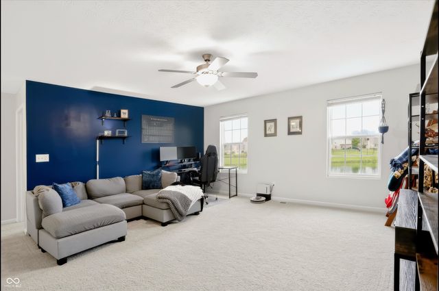 3392 Roundlake Lane, Whitestown, IN 46075