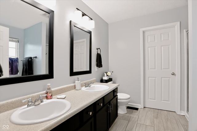 3392 Roundlake Lane, Whitestown, IN 46075