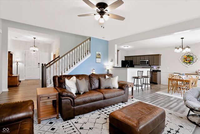3392 Roundlake Lane, Whitestown, IN 46075