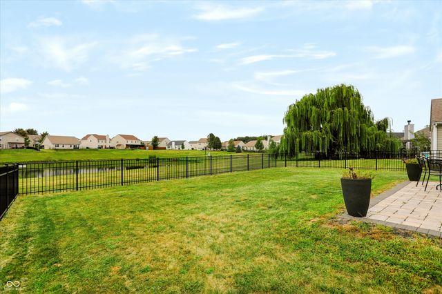 3392 Roundlake Lane, Whitestown, IN 46075