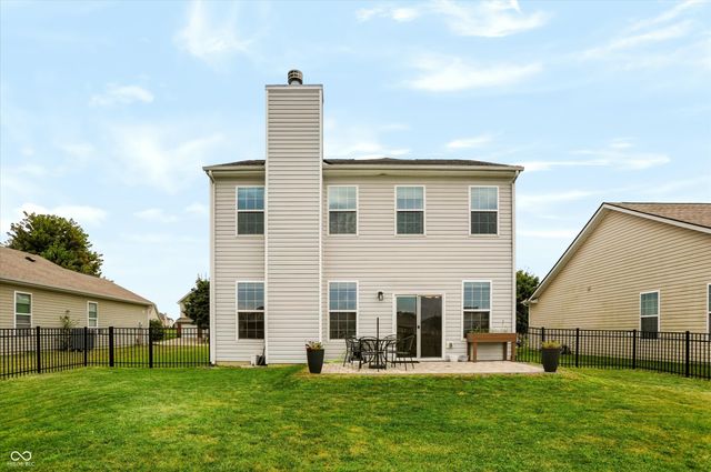 3392 Roundlake Lane, Whitestown, IN 46075