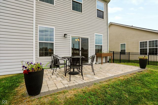 3392 Roundlake Lane, Whitestown, IN 46075