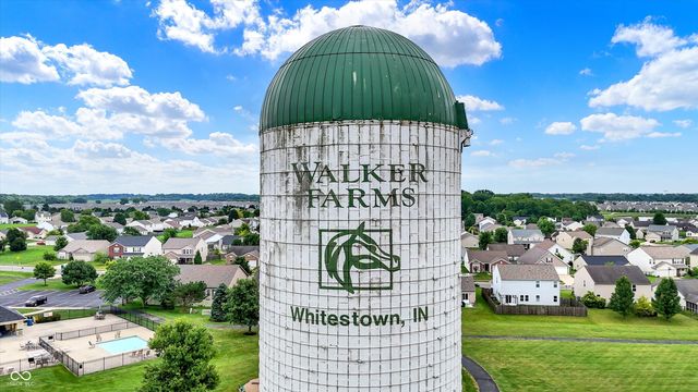 3392 Roundlake Lane, Whitestown, IN 46075