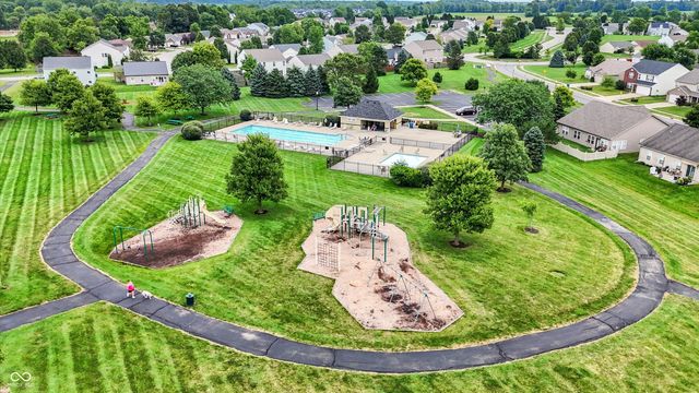 3392 Roundlake Lane, Whitestown, IN 46075