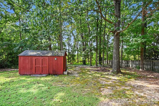 115 Red Fox Court, Mount Holly, NC 28120