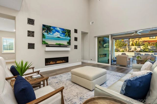 8416-18 Hidden Cove Way, San Diego, CA 92127
