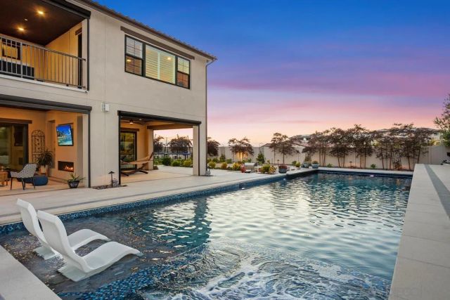 8416-18 Hidden Cove Way, San Diego, CA 92127