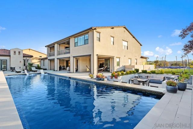 8416-18 Hidden Cove Way, San Diego, CA 92127