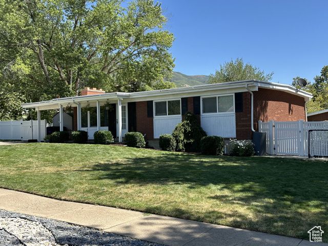 890 E BROOKSHIRE DR, Kaysville, UT 84037