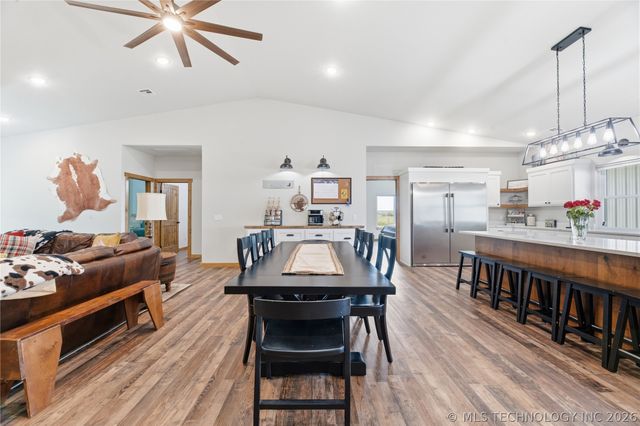 8952 S 429, Chouteau, OK 74337