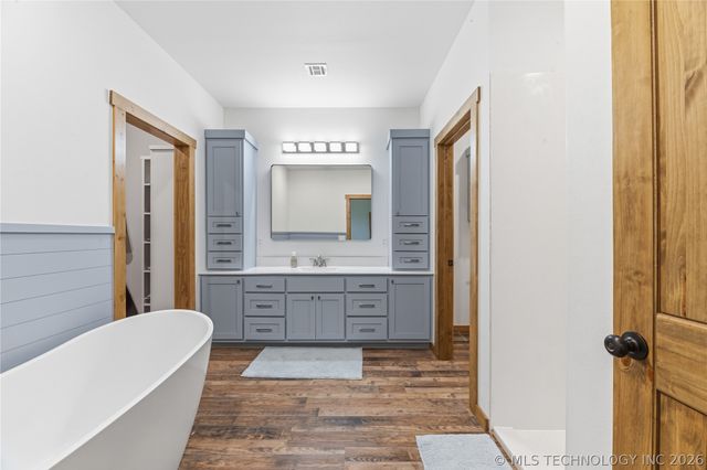 8952 S 429, Chouteau, OK 74337