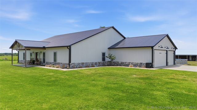 8952 S 429, Chouteau, OK 74337
