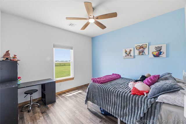 8952 S 429, Chouteau, OK 74337