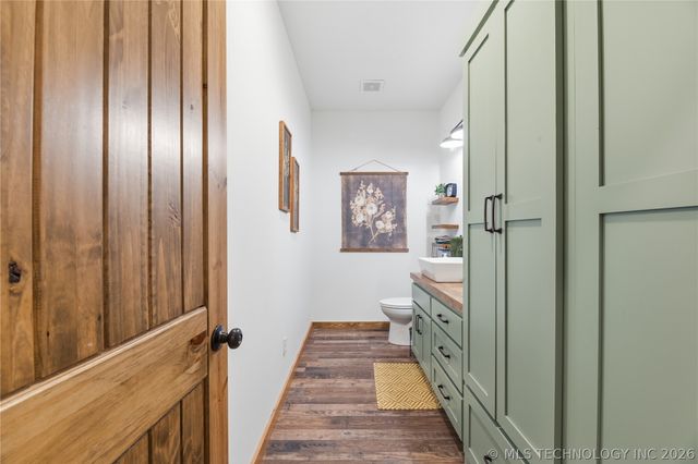 8952 S 429, Chouteau, OK 74337