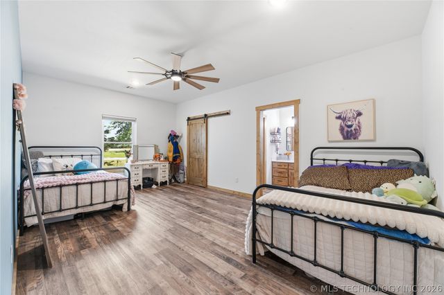 8952 S 429, Chouteau, OK 74337