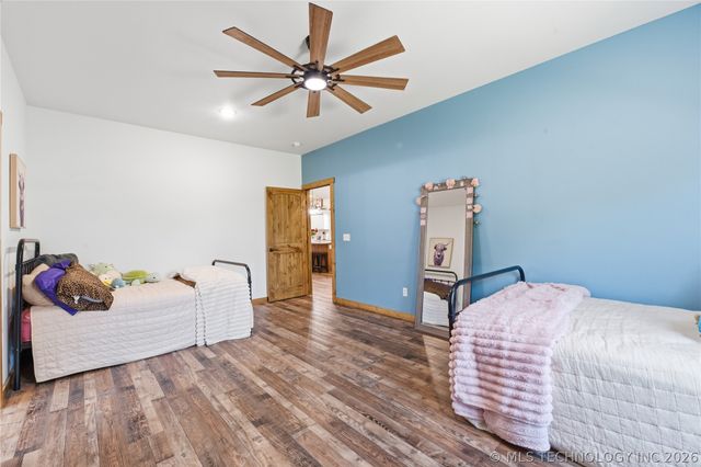 8952 S 429, Chouteau, OK 74337