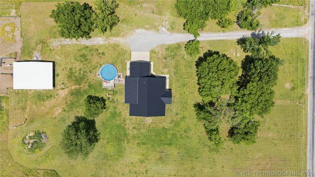 8952 S 429, Chouteau, OK 74337