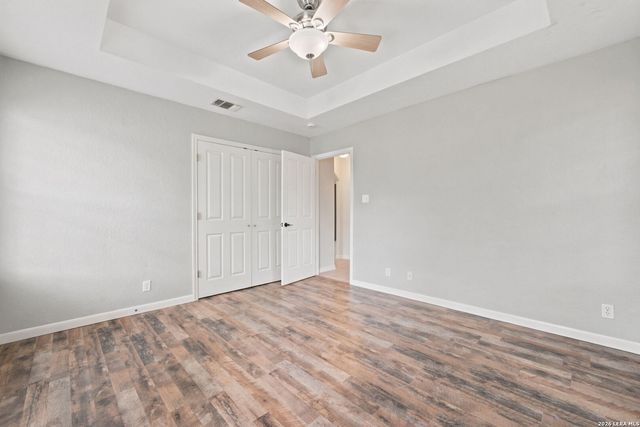 104 Shadow Woods, La Vernia, TX 78121