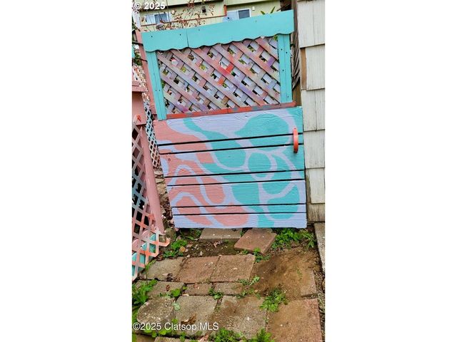 659 FLORENCE Ave, Astoria, OR 97103