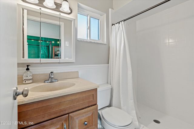 8440 FROST Street N, Jacksonville, FL 32221