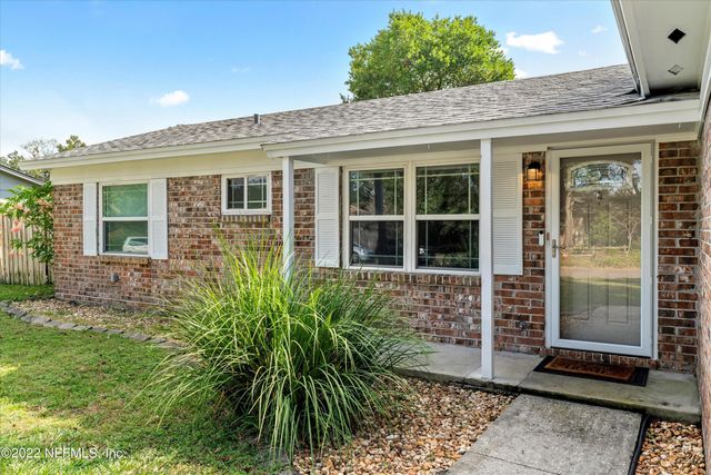 8440 FROST Street N, Jacksonville, FL 32221