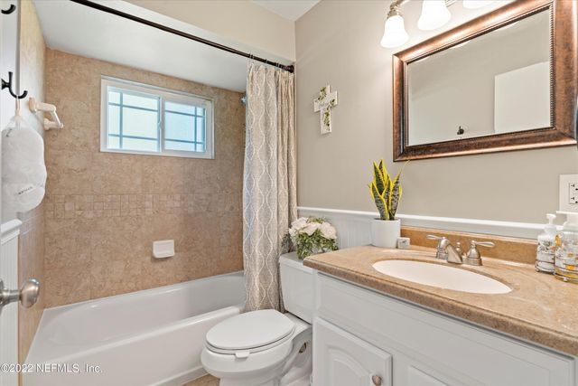 8440 FROST Street N, Jacksonville, FL 32221