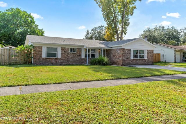 8440 FROST Street N, Jacksonville, FL 32221