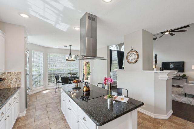 306 Waterford Court, Southlake, TX 76092