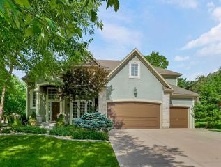 14412 Fairway Street, Leawood, KS 66224